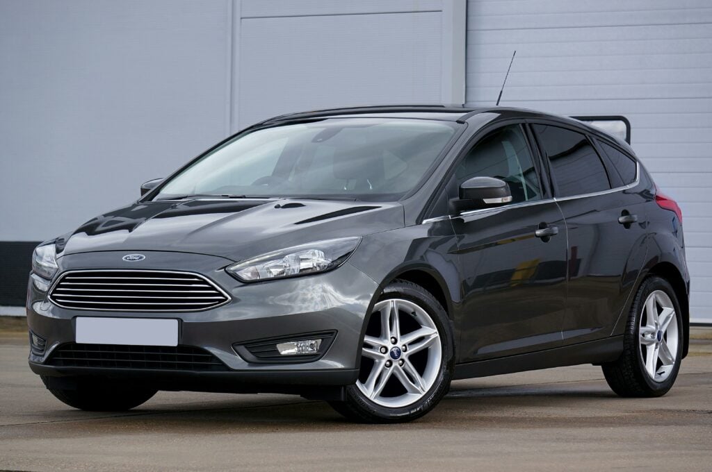 FORD FOCUS 四門五門二手汽車任你選